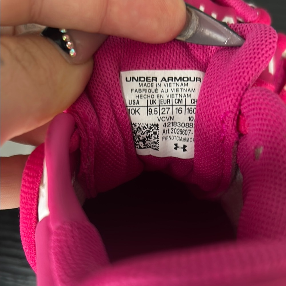 SIZE 10k Under Armour White and Pink Sneakers with Sporty Design - Picture 3 of 3